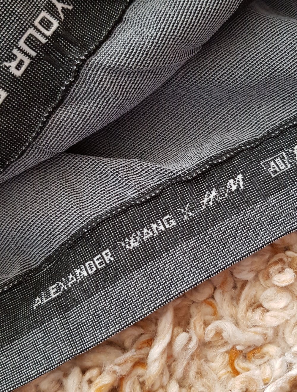Alexander Wang ×H&M Croptop Gr. M grau
