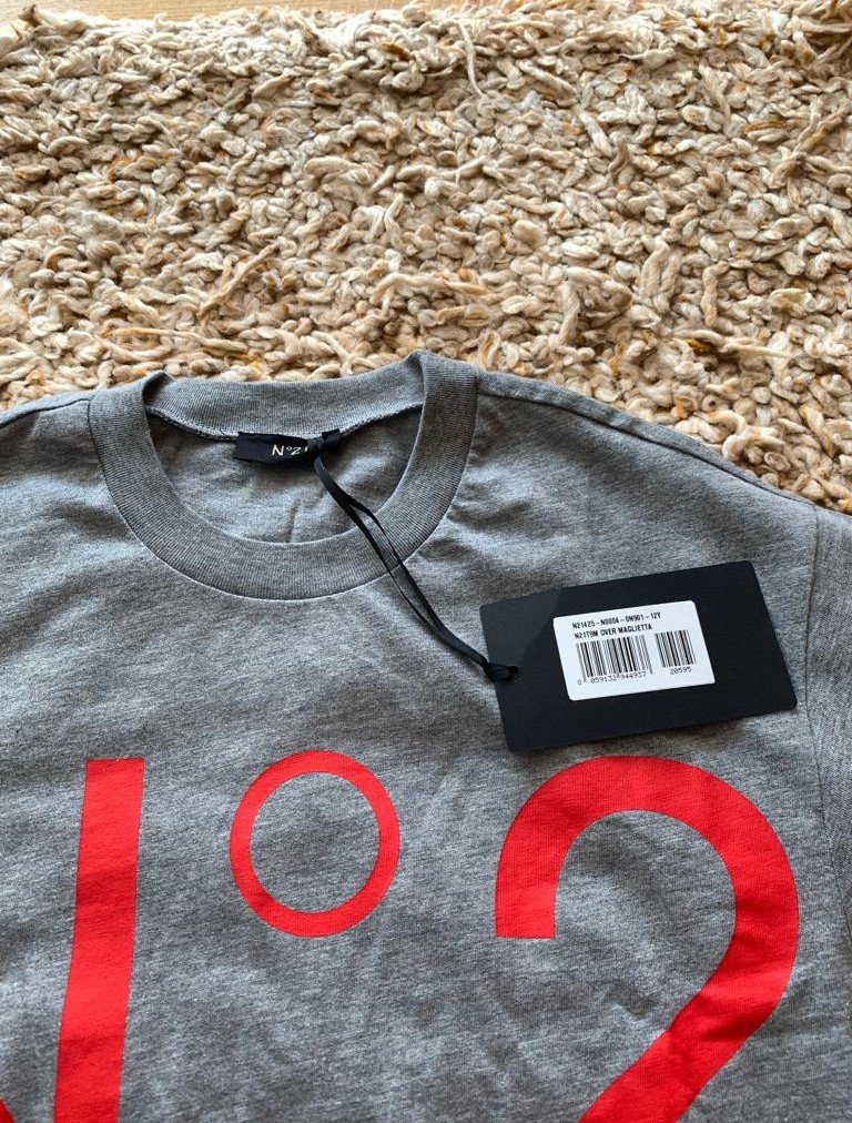 Neu! No21 graues  Tshirt mit Logo Print