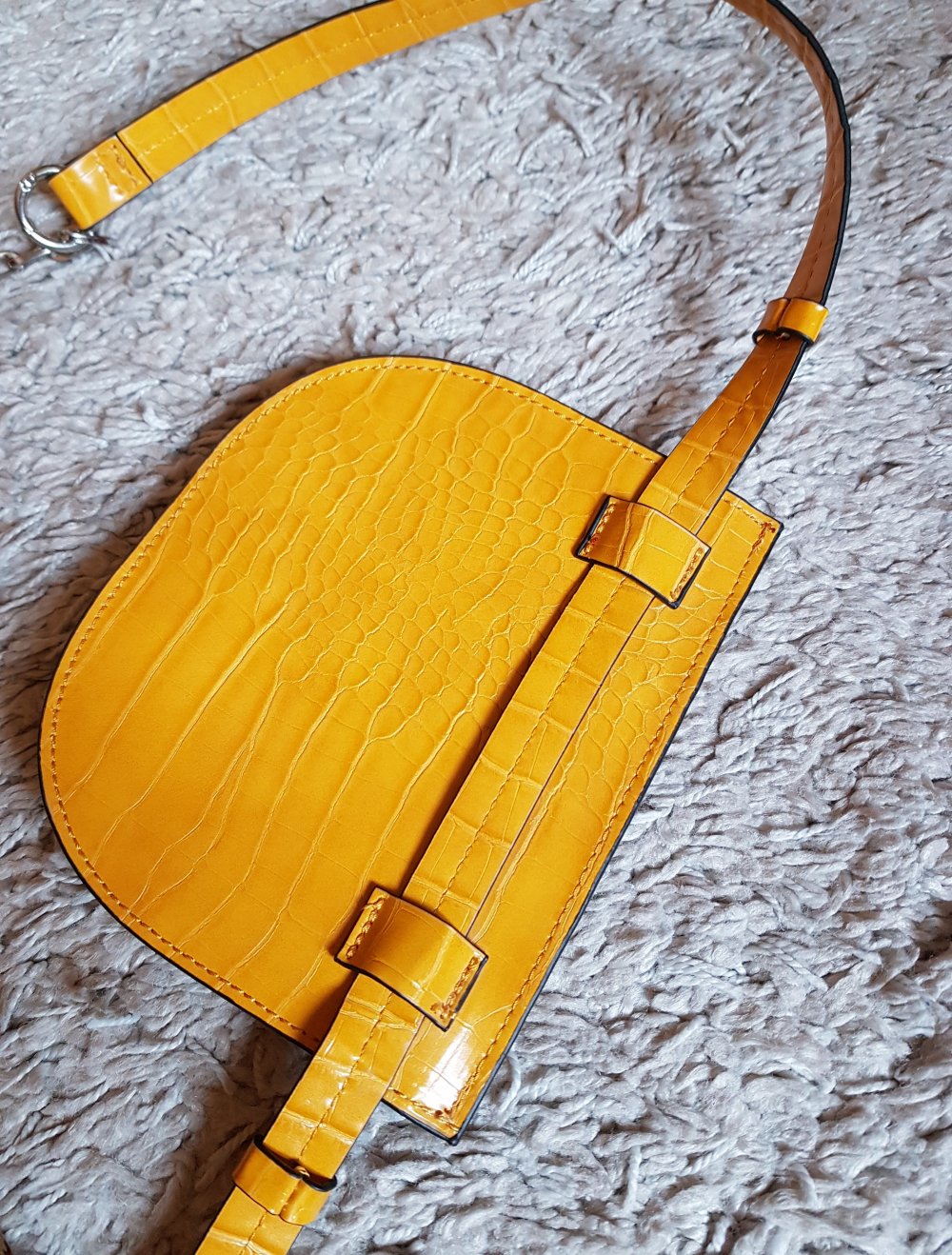 Zara kleine gelbe Tasche Bauchtasche Umhängetasche neu