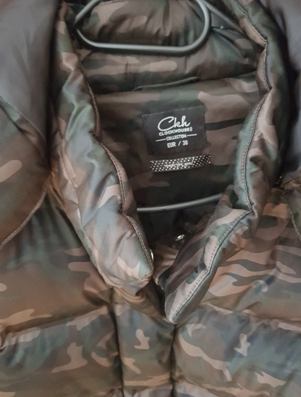 Winter Puffer Jacke mit Kapuze oversized cropped Camouflage Gr.38