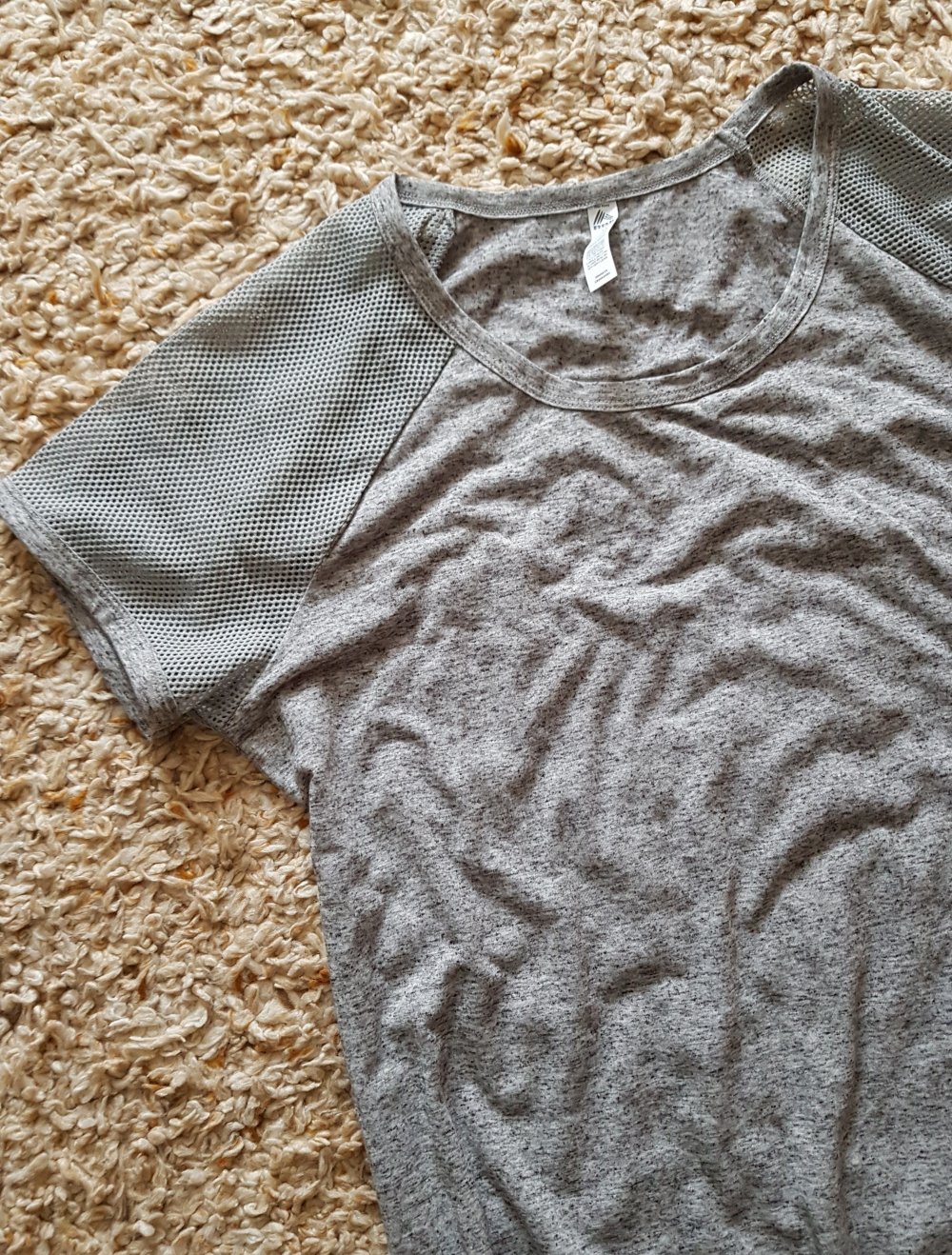 Neu! Sport Shirt Tshirt mit Netz Ärmeln Gr.XL Unisex