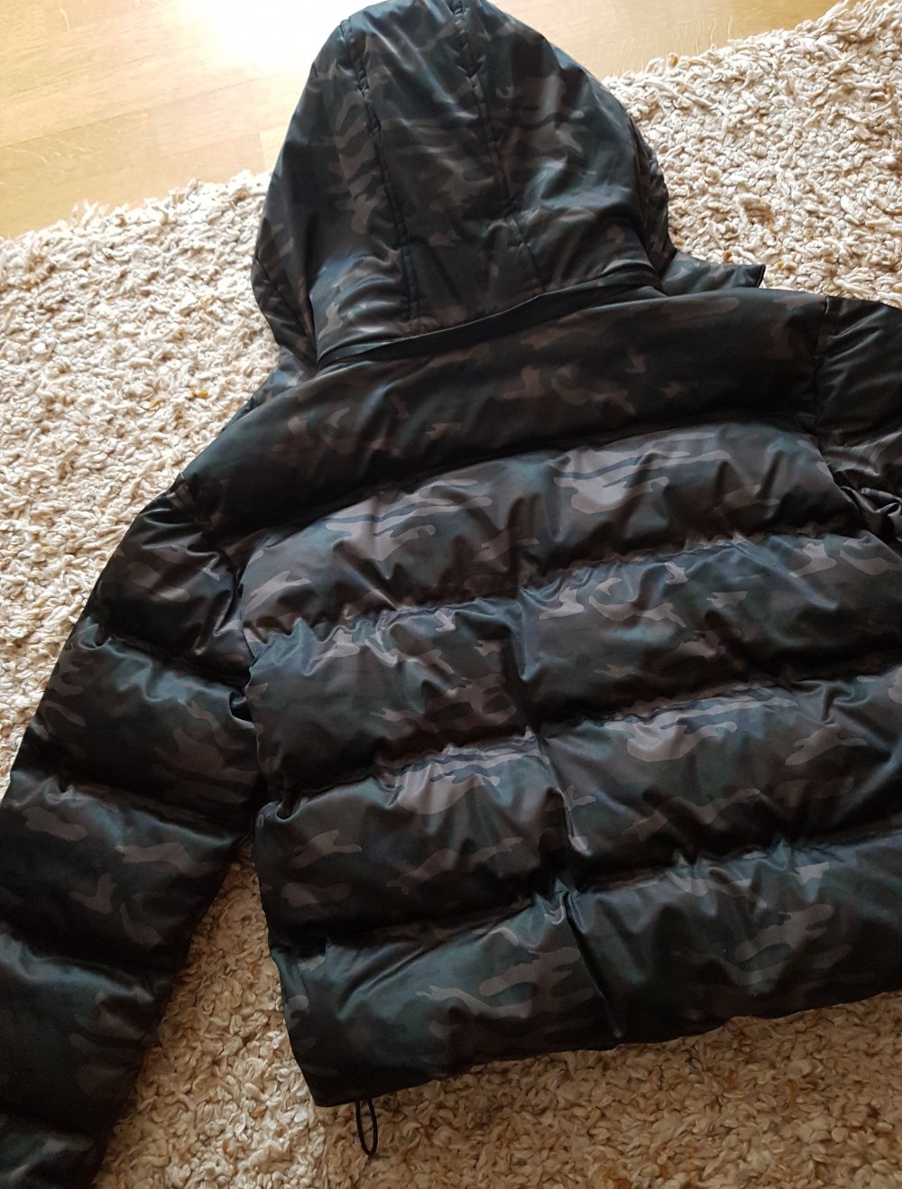 Winter Puffer Jacke mit Kapuze oversized cropped Camouflage Gr.38