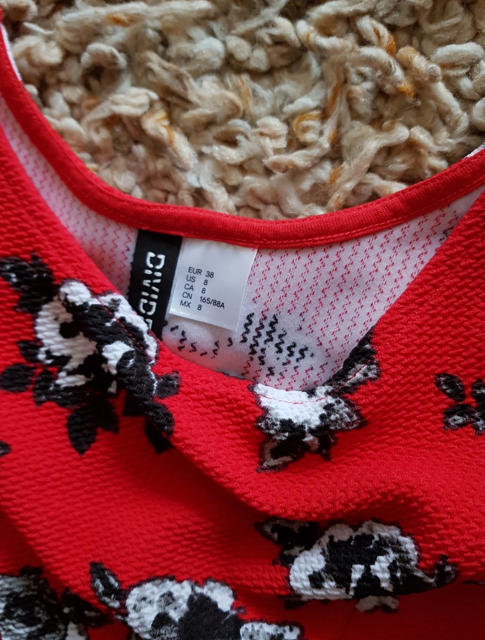 Rotes Sommerkleid mit  Blumen gemustert Gr.38
