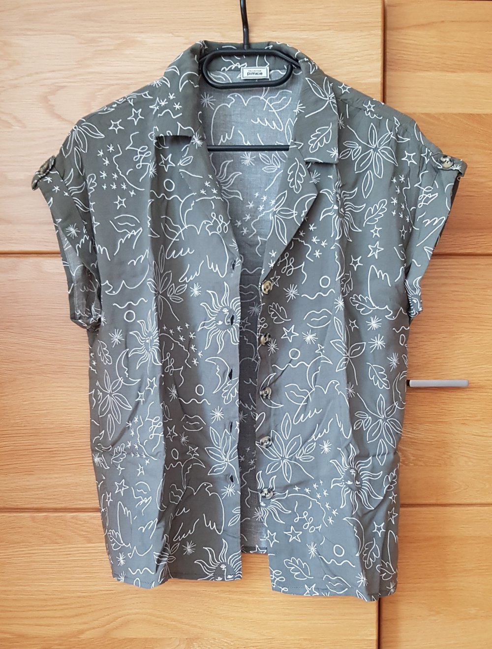 Sommerliche gemusterte  Bluse khakigrün Gr.S
