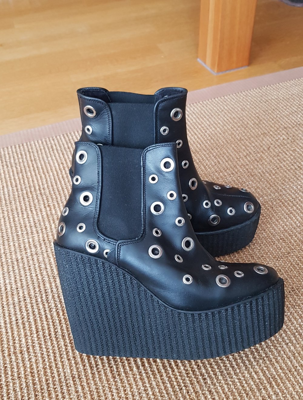 Underground England Plateau Stiefel Chelsea Boots schwarz   Echtleder Cutout Metall Ringe Gothic    Gr.38