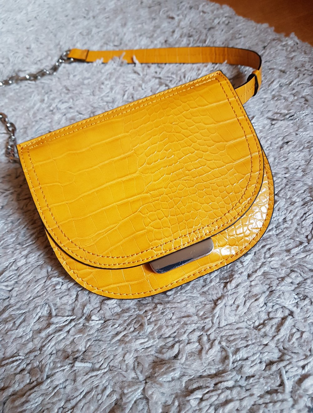 Zara kleine gelbe Tasche Bauchtasche Umhängetasche neu