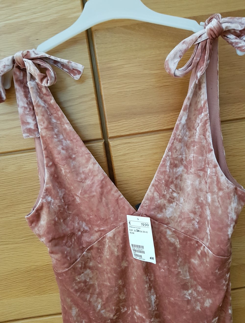 Neu! Samtkleid Partykleid Altrosa Rose V-Ausschnitt Rückenausschnitt Gr. 34
