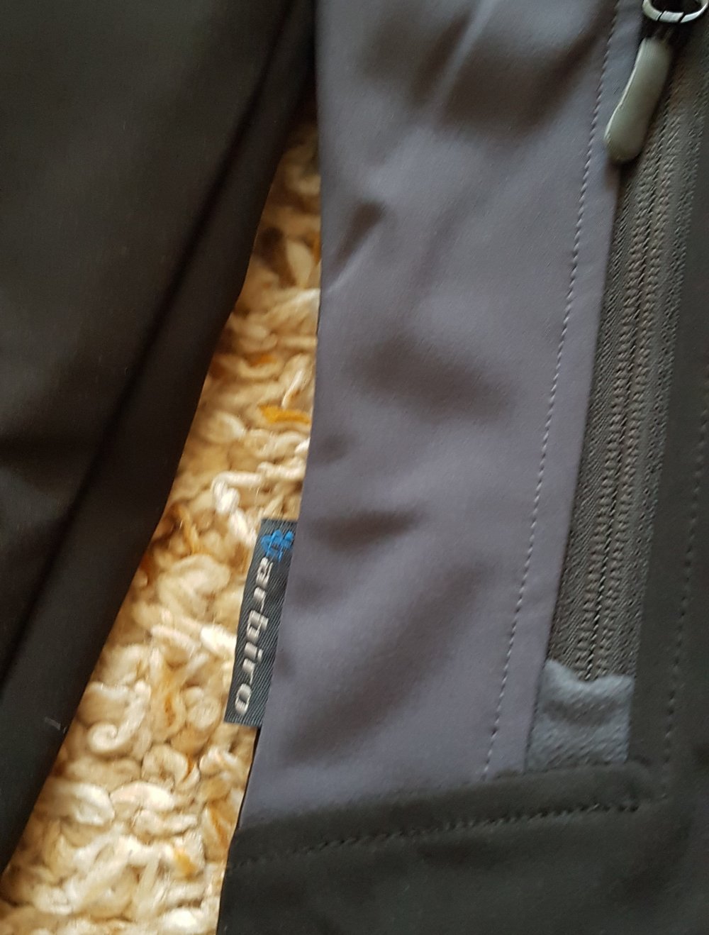 Sportjacke Softshelljacke Funktionsjacke schwarz grau Gr.S