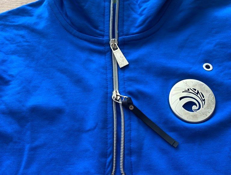 Neu! Versace blaues Polo Shirt  Sweater mit viel Details Gr.XS