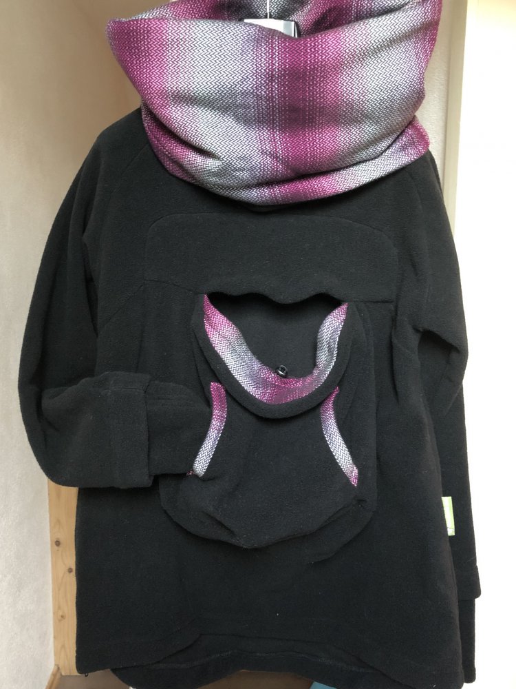 Fleece Tragepullover von Lenny Lamb schwarz Größe L