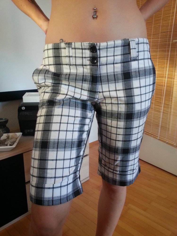 Chino Capri Hose Kariert Gr. S-M Amisu