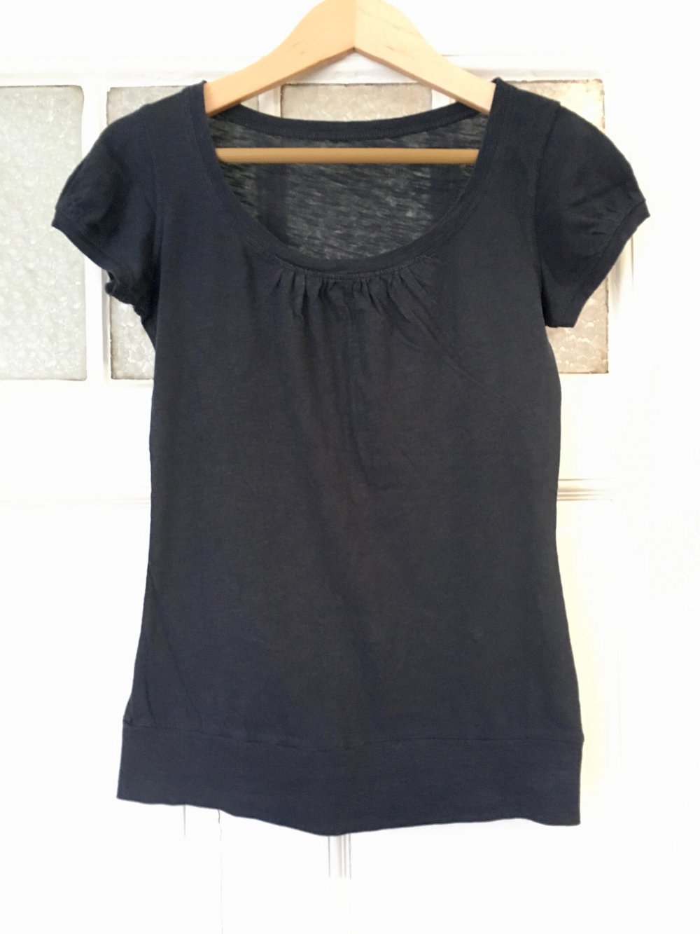 T-Shirt, marine, mit Raffungen und breitem Bund