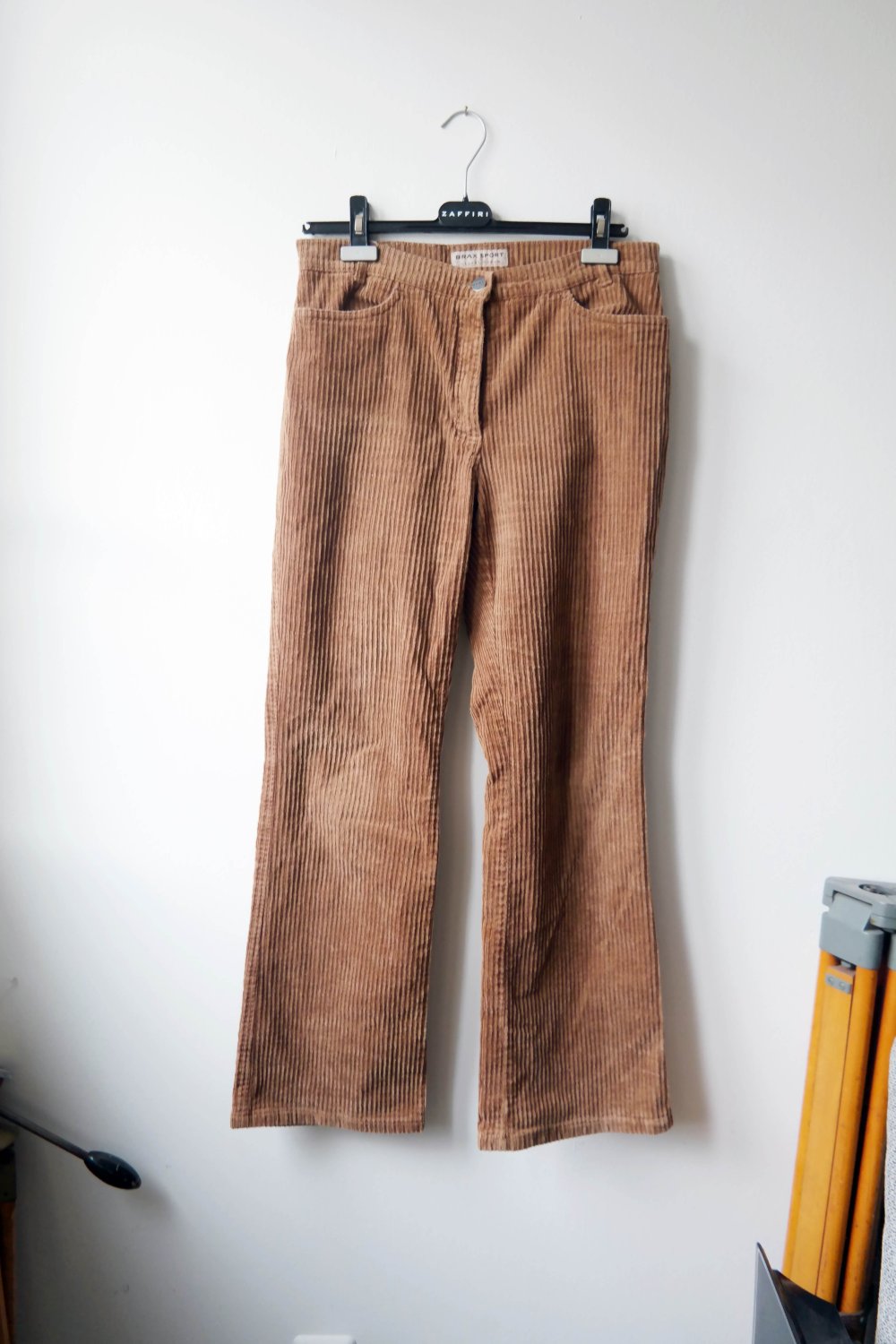 Brax Sport Velvet Dream Cordhose Breitcord braun wide leg baggy oversized XL 42