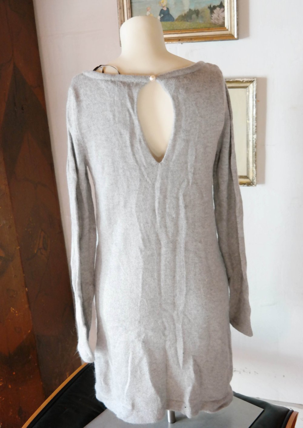 H&M Strickkleid mit Angora grau weich Schlüssellochausschnitt Langarm Stiefelkleid S / 36