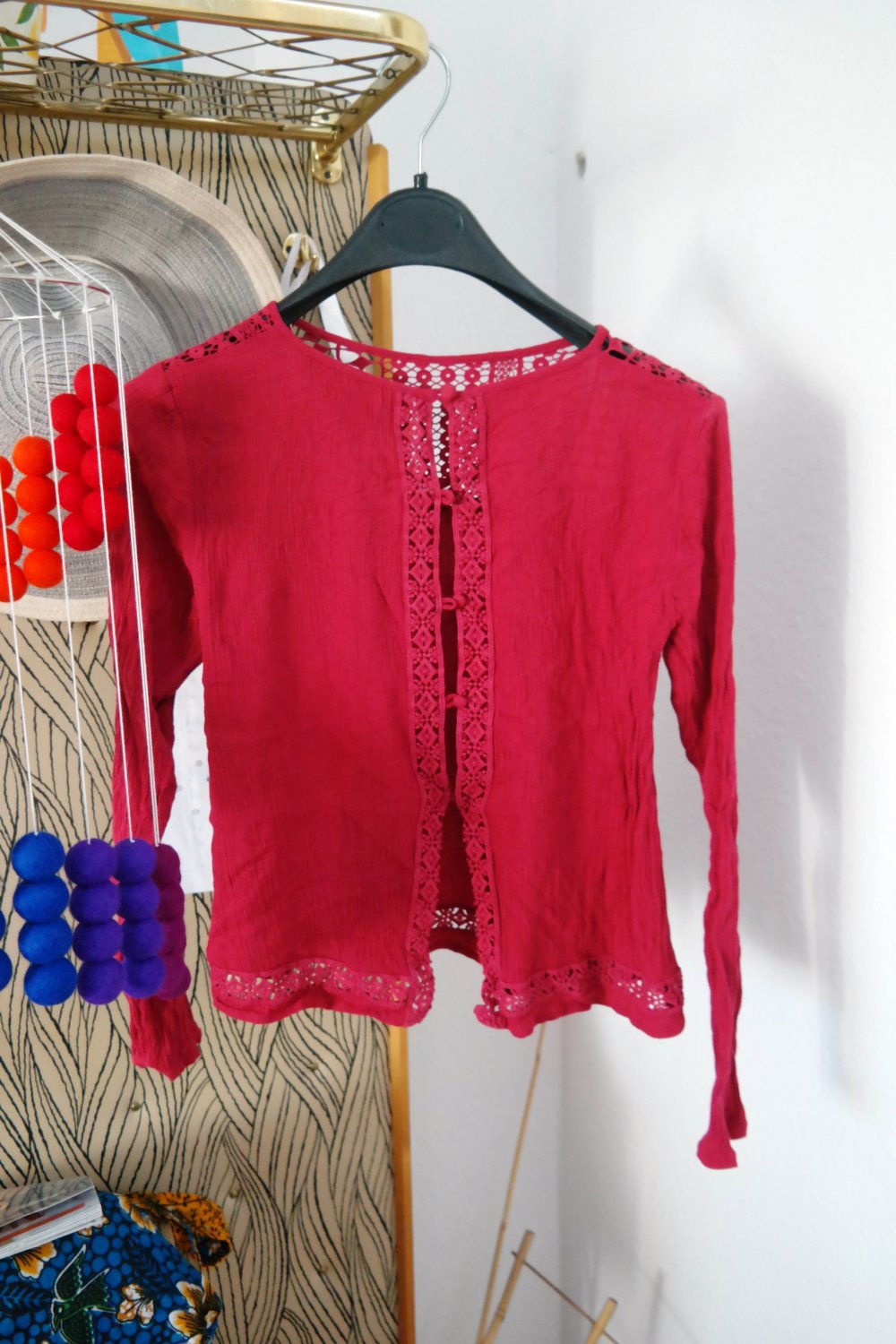 Hippie Jäckchen Cardigan rot Spitzenborte S M 36 38 Ethno Boho