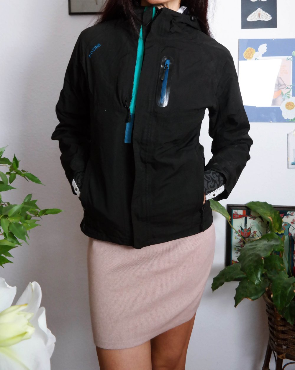Mazine Jacke schwarz Übergangsjacke schlicht bunte Reißverschlüsse wasserabweisend M 38