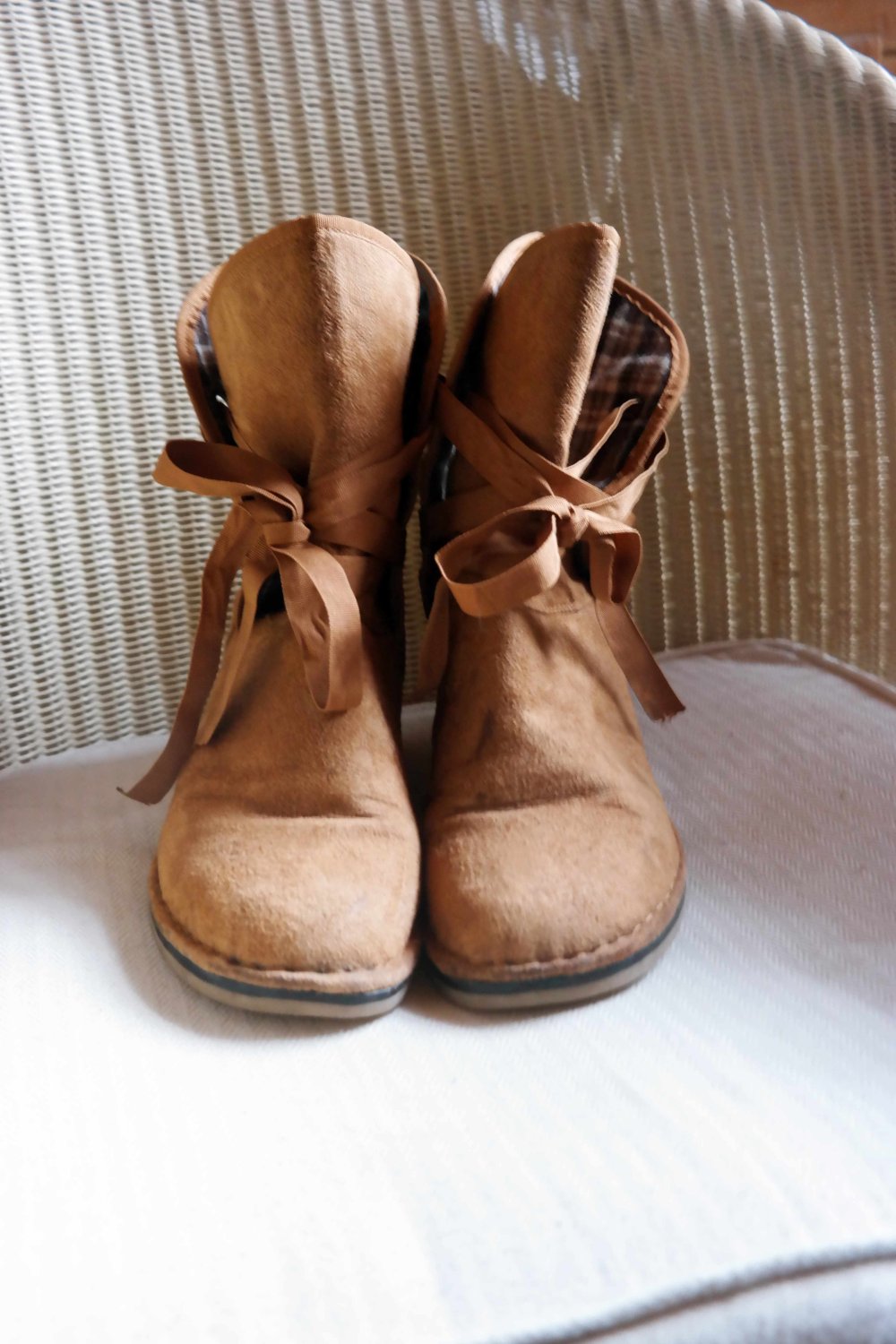 Stiefel Boots Emu Schleife braun hellbraun Teddy Wildleder Look Stiefeletten 39