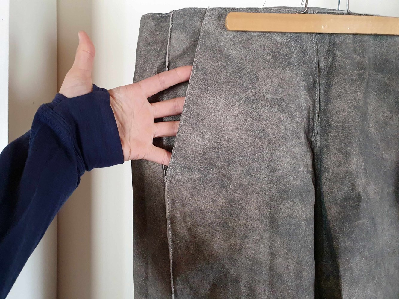 Annette Görtz Hose Leder Lederhose Antiklook weit Bermuda 44 Layering Echtleder