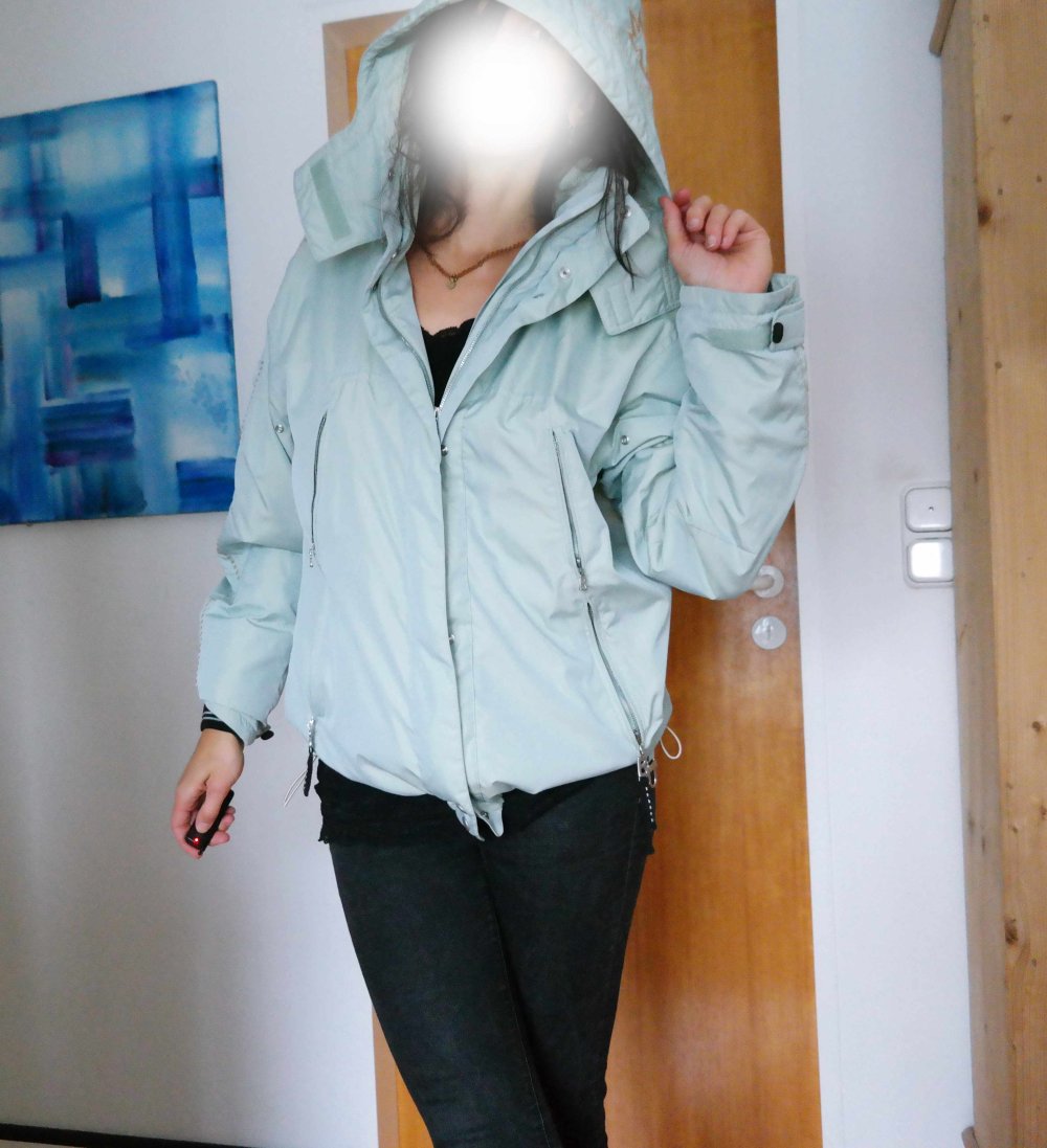 Bogner Sport Winterjacke Jacke Blouson mint hellblau Kapuze Ethno Ikat Stickerei bestickt XL L M 42 40 38