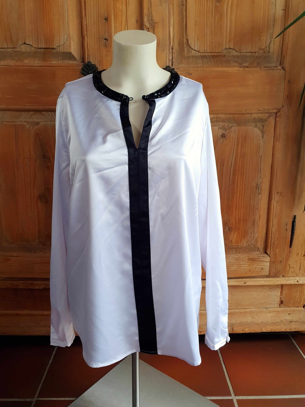 Creation L Bluse weiß schwarz Zierstreifen Ziersteine Edel schick 42 XL