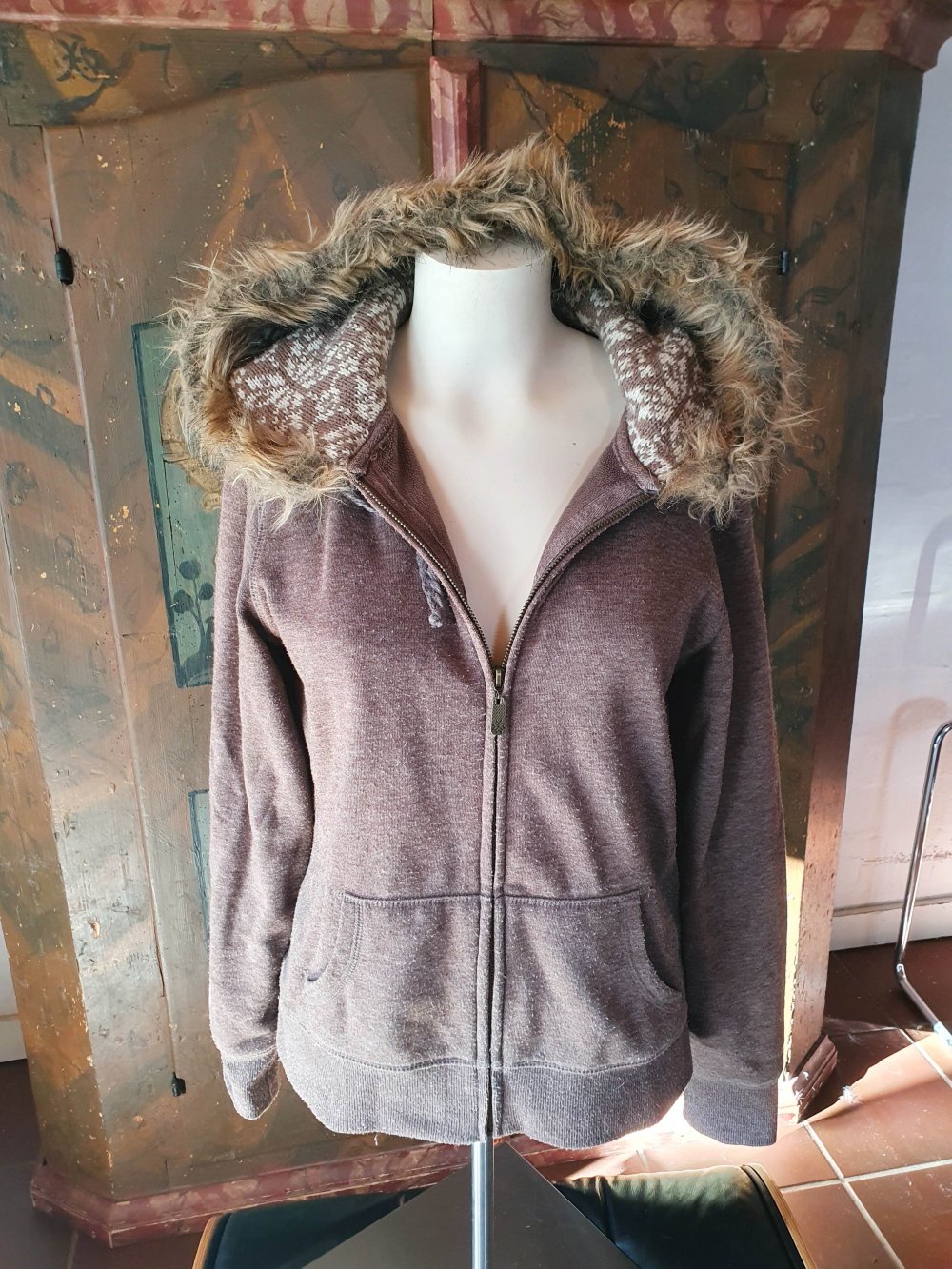 Sweatjacke Kapuzenjacke Zipper Fellkragen Fake Fur Strickmuster Norweger L 40 42 braun