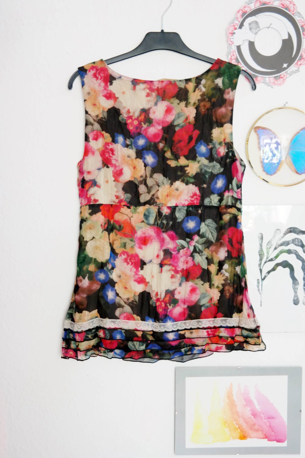 Bottega Top bunt Romantik Barock Blumen geblümt Raffung V-Auschnitt Spitze S M