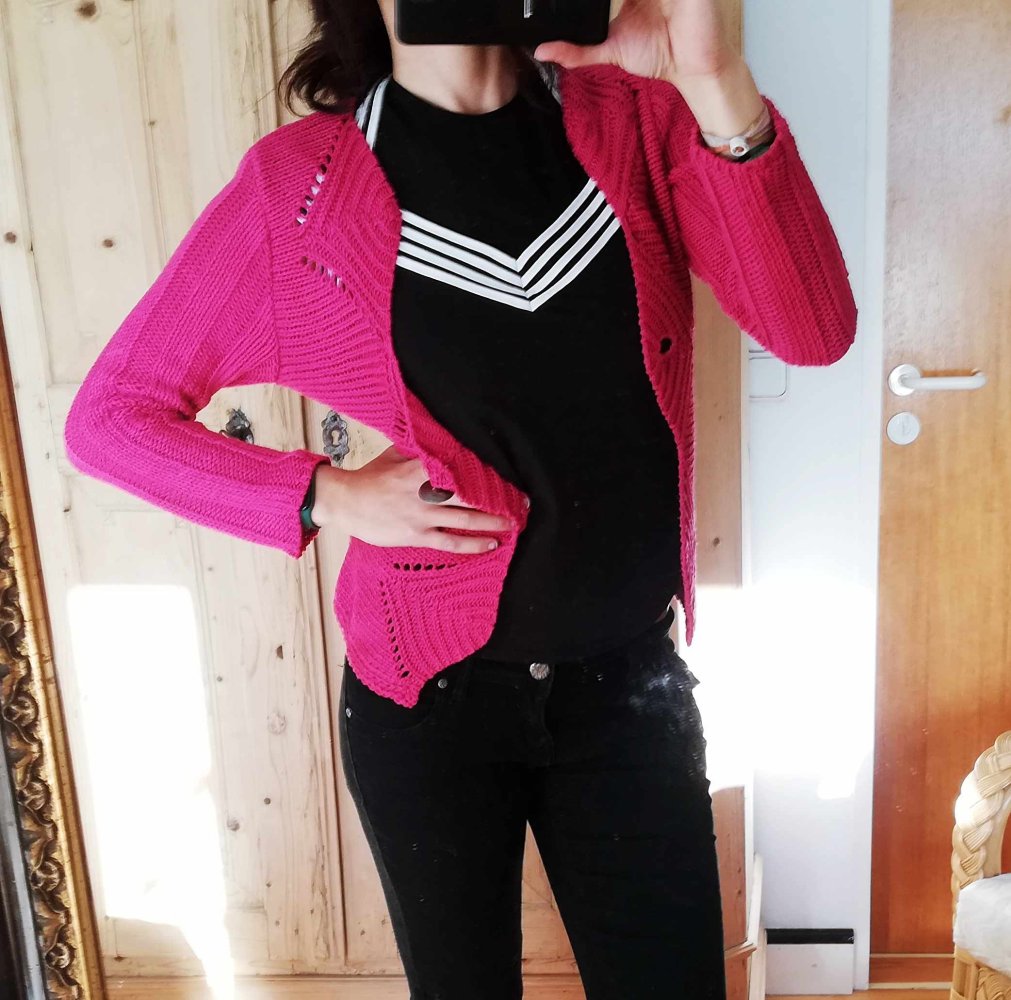 Biba Strickjacke fuchsia Häkeloptik Cardigan 36 Strick Muster