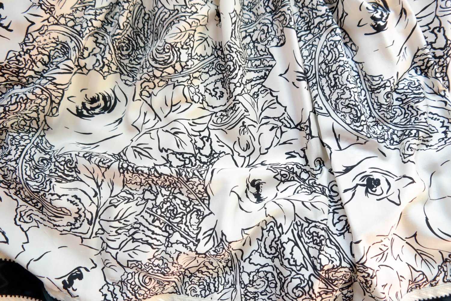 Helene Straßer Vintage Rock 100% Seide weiß schwarz Floral Sommerrock 38 M