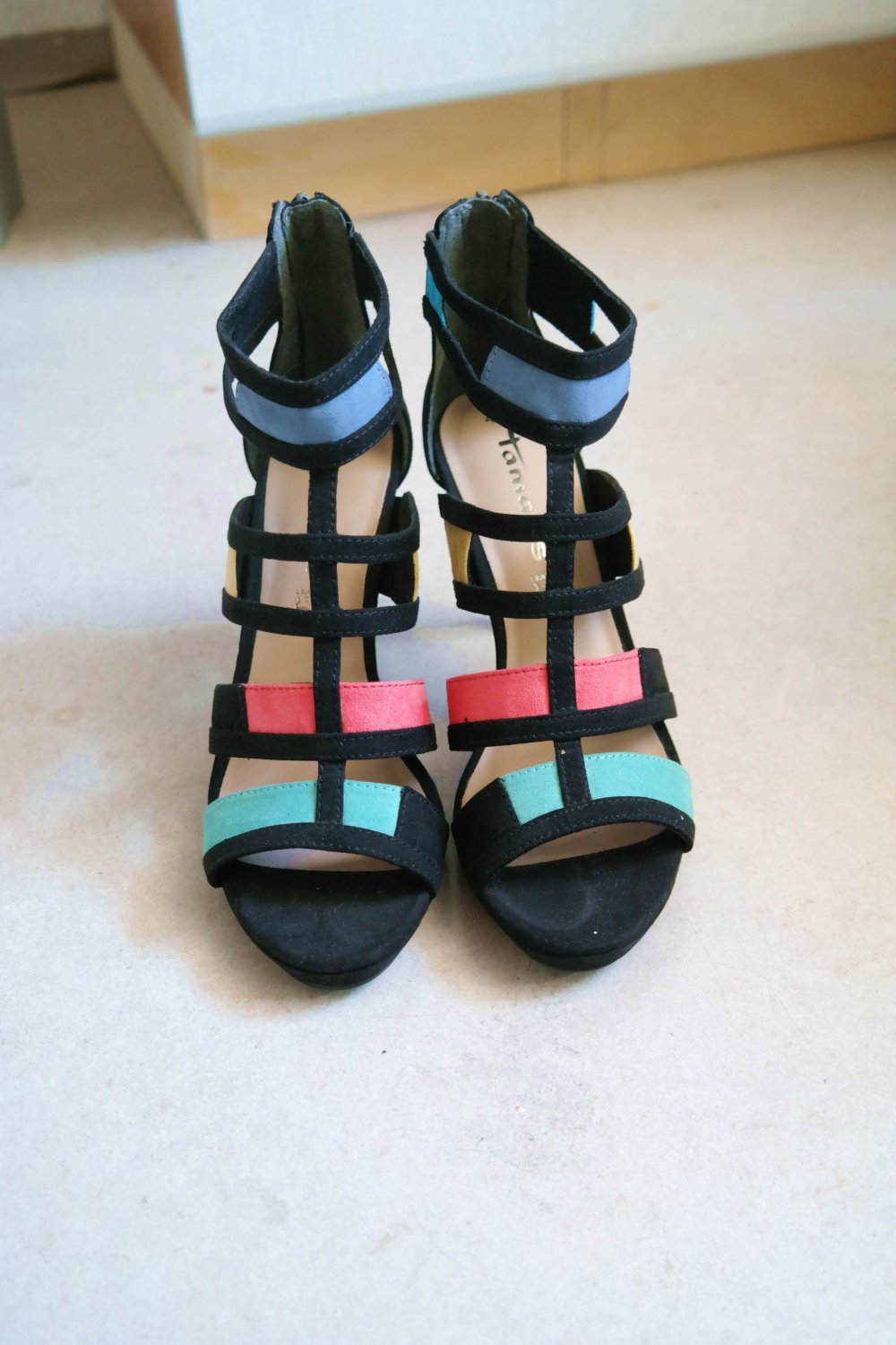 NEU Tamaris High Heels schwarz bunt Ledersohle Leder Sandale Riemchen 40