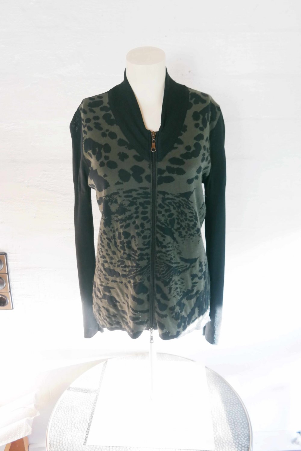Biba Cardigan Leopard Muster schwarz khaki M 38