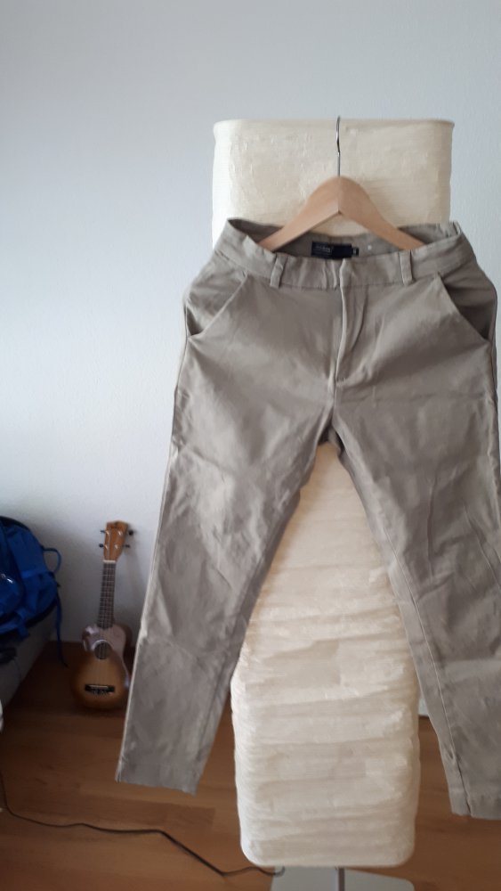 Messebekleidung; Elegante Beige Hose, Gr.38/Medium