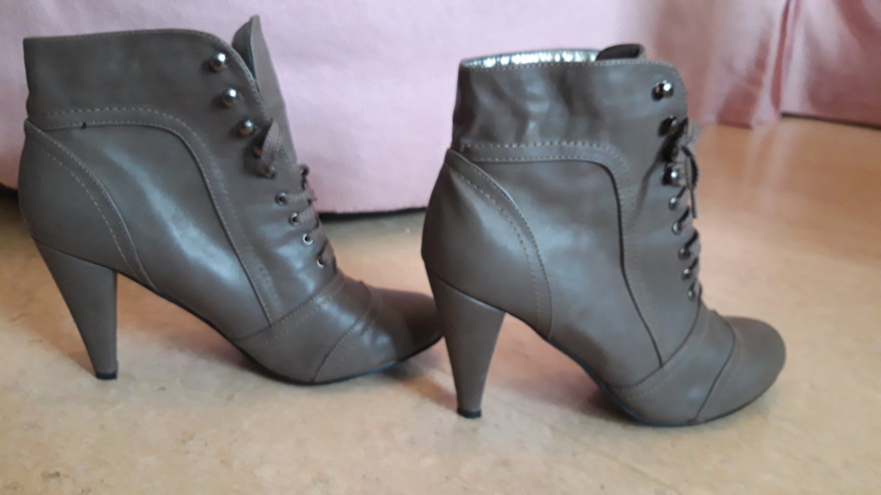 Oldfashioned Style Stiefeletten 