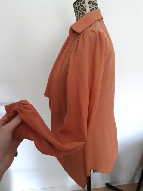 High-Low Bluse