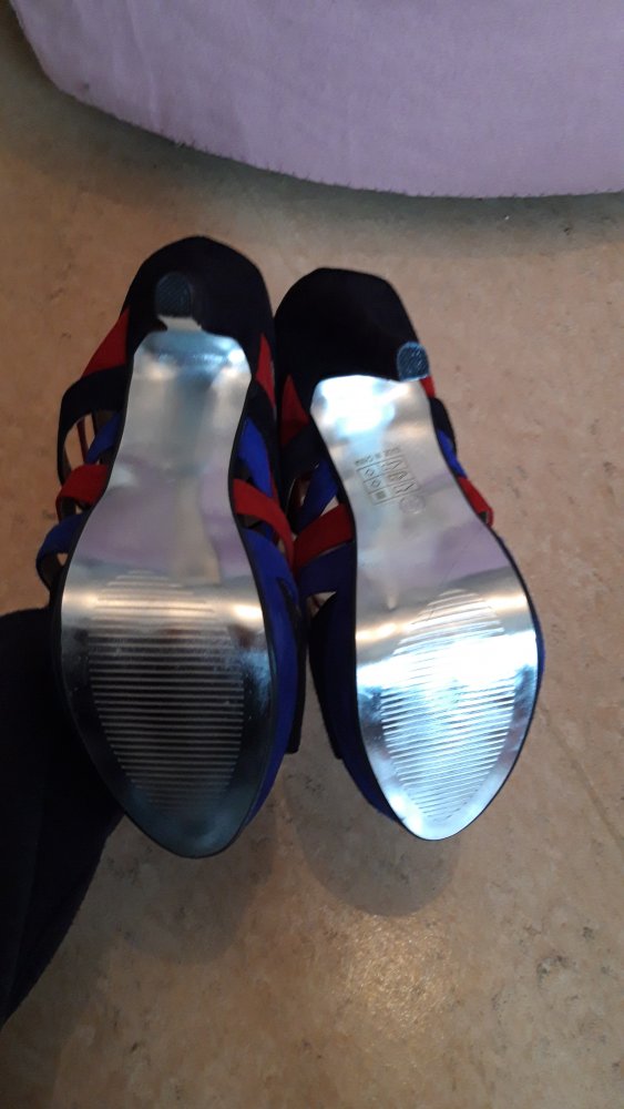 Samtige Heels
