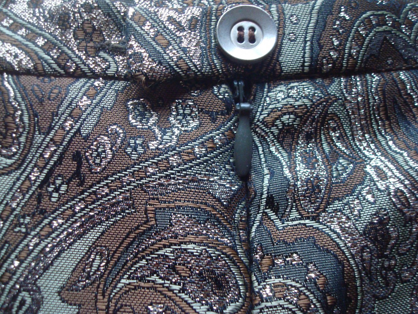 kurzer Rock, Stiftrock mit Paisleymuster