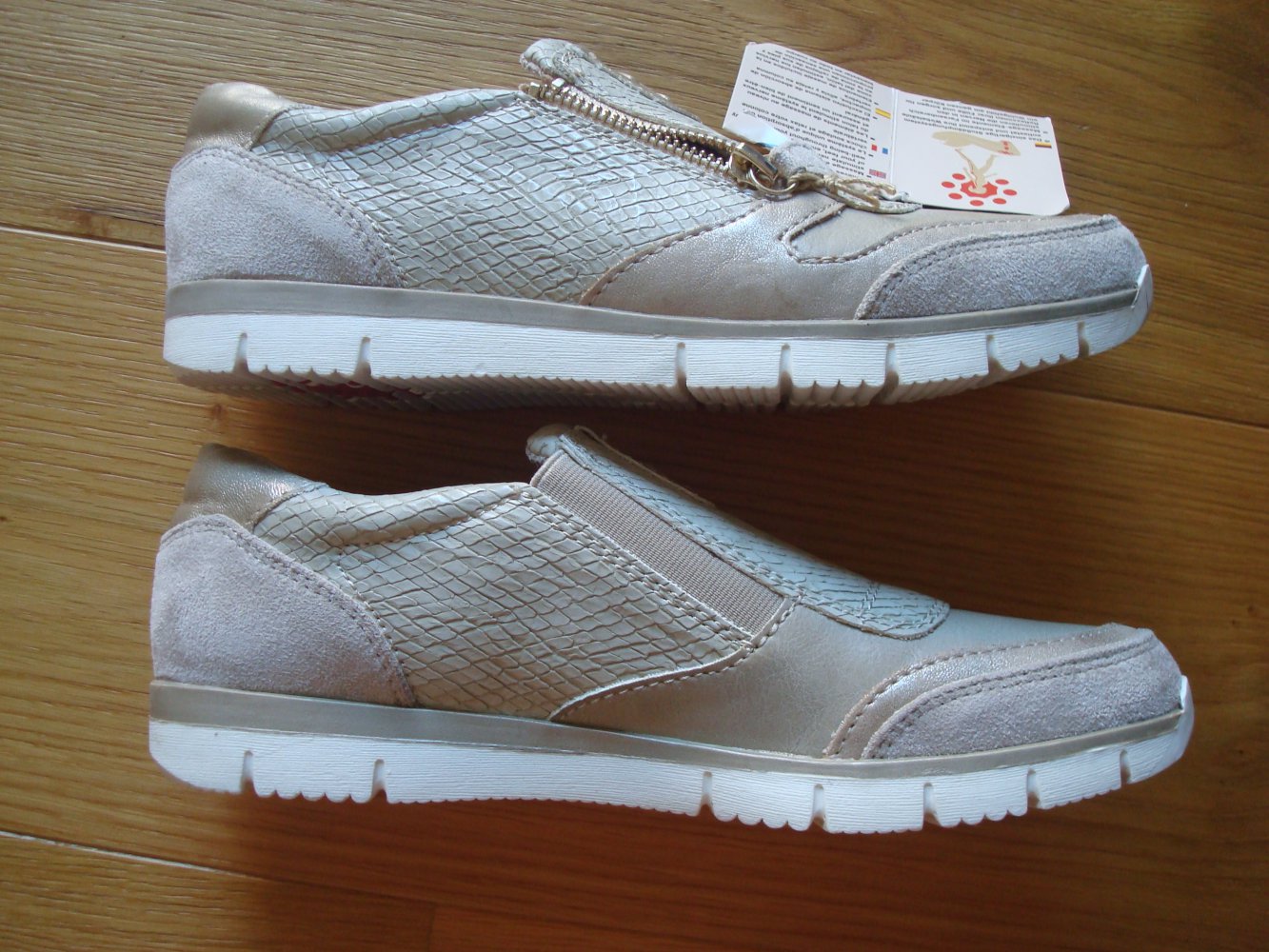 Slipper, Halbschuhe, Bequemschuhe mit Schlangenprint NEU