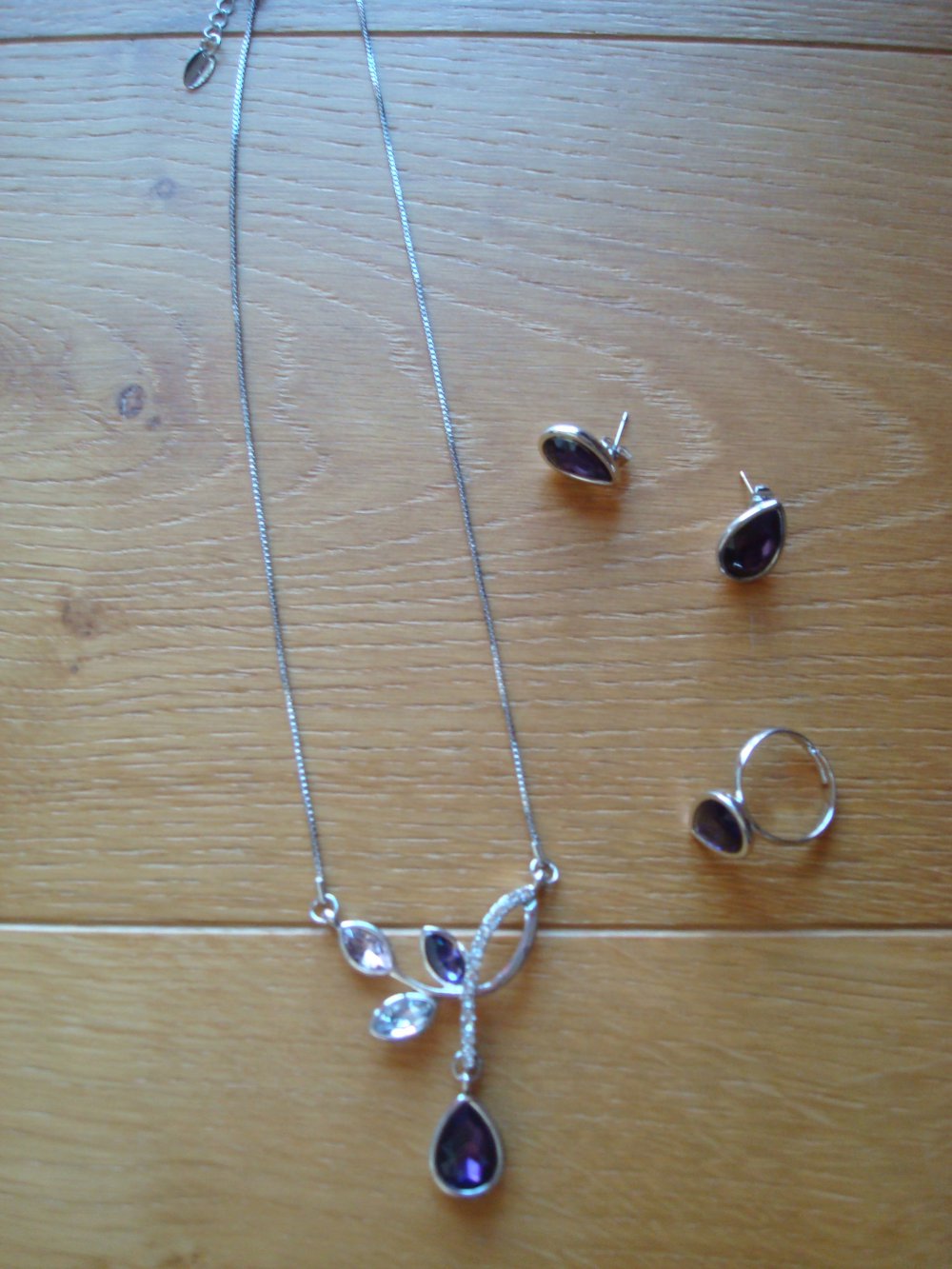 Schmuckset Kette Ohrringe Ring mit Glassteinen