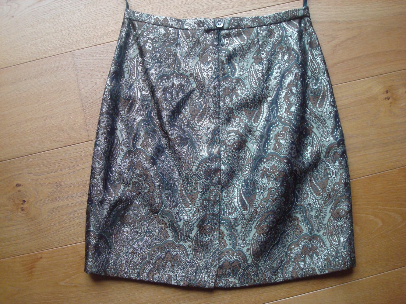 kurzer Rock, Stiftrock mit Paisleymuster
