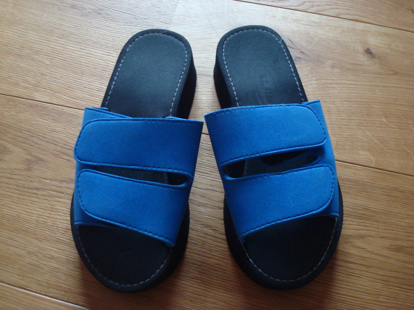 blaue Clogs, Sandalen, Slipper, Wedges, Pantoletten mit Plateau