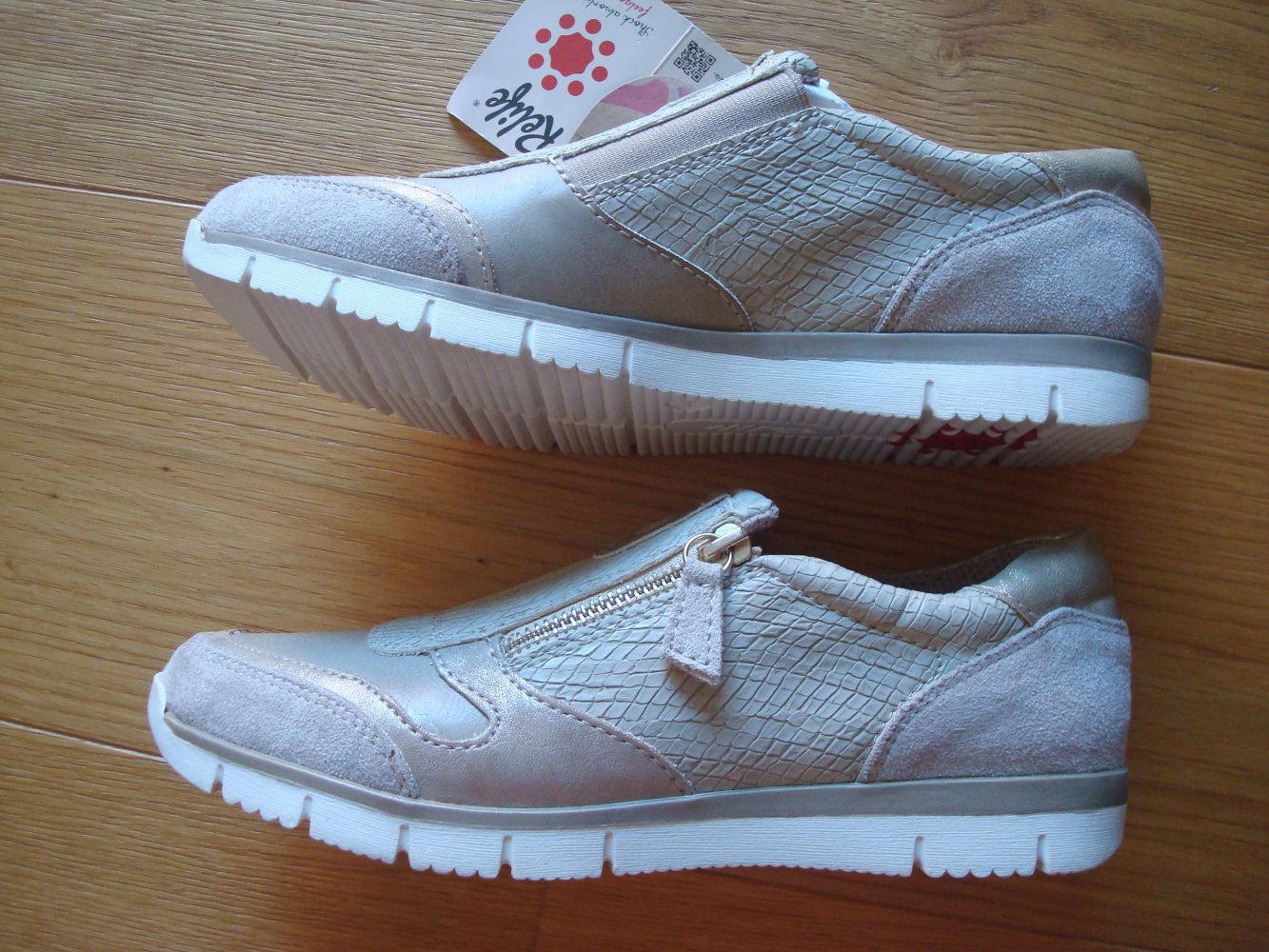 Slipper, Halbschuhe, Bequemschuhe mit Schlangenprint NEU