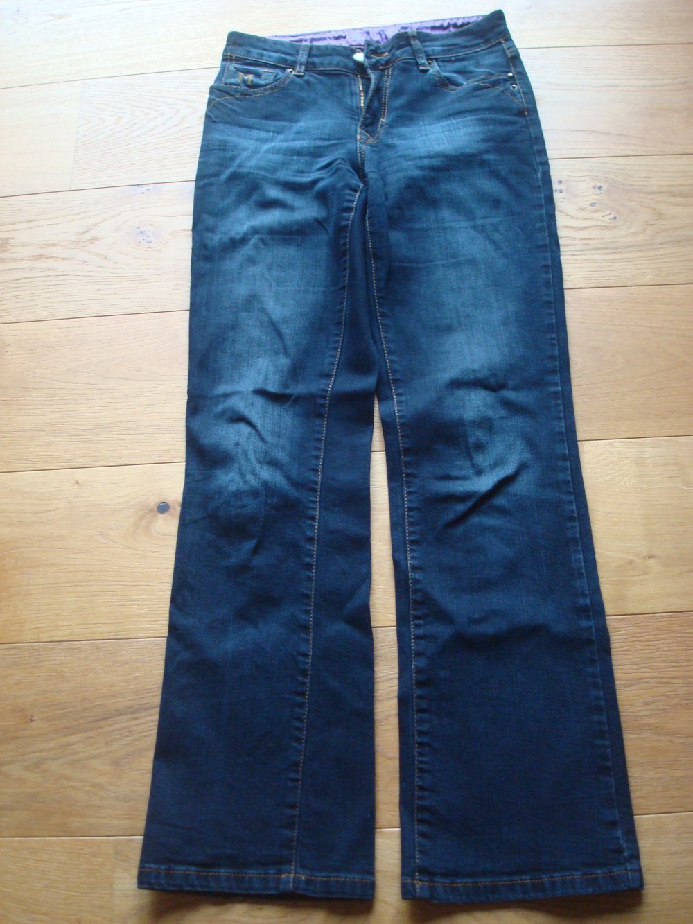 tolle Jeans in Bootcutform