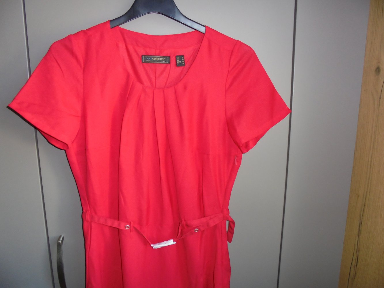 NEU: Damen Kleid in rot Gr. 38 von bpc selection