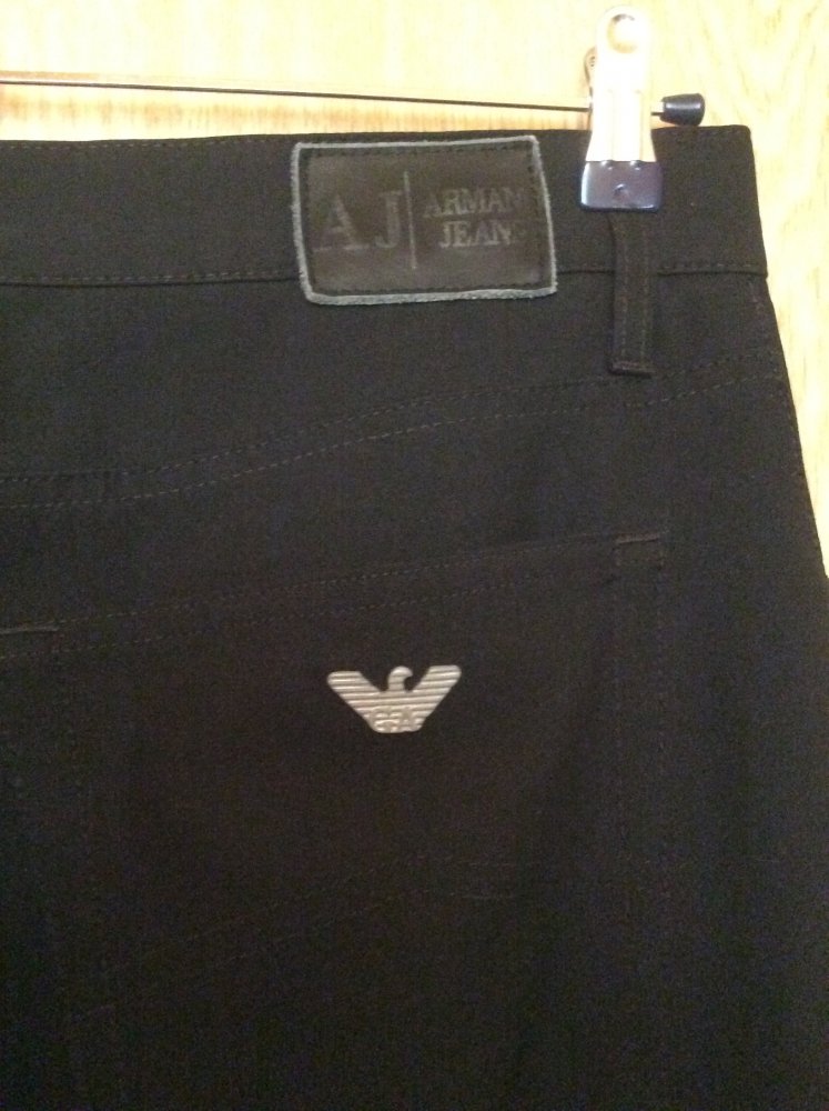 Armani Hose