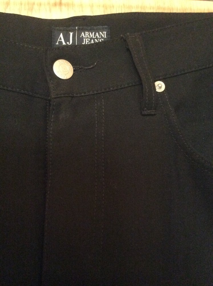 Armani Hose