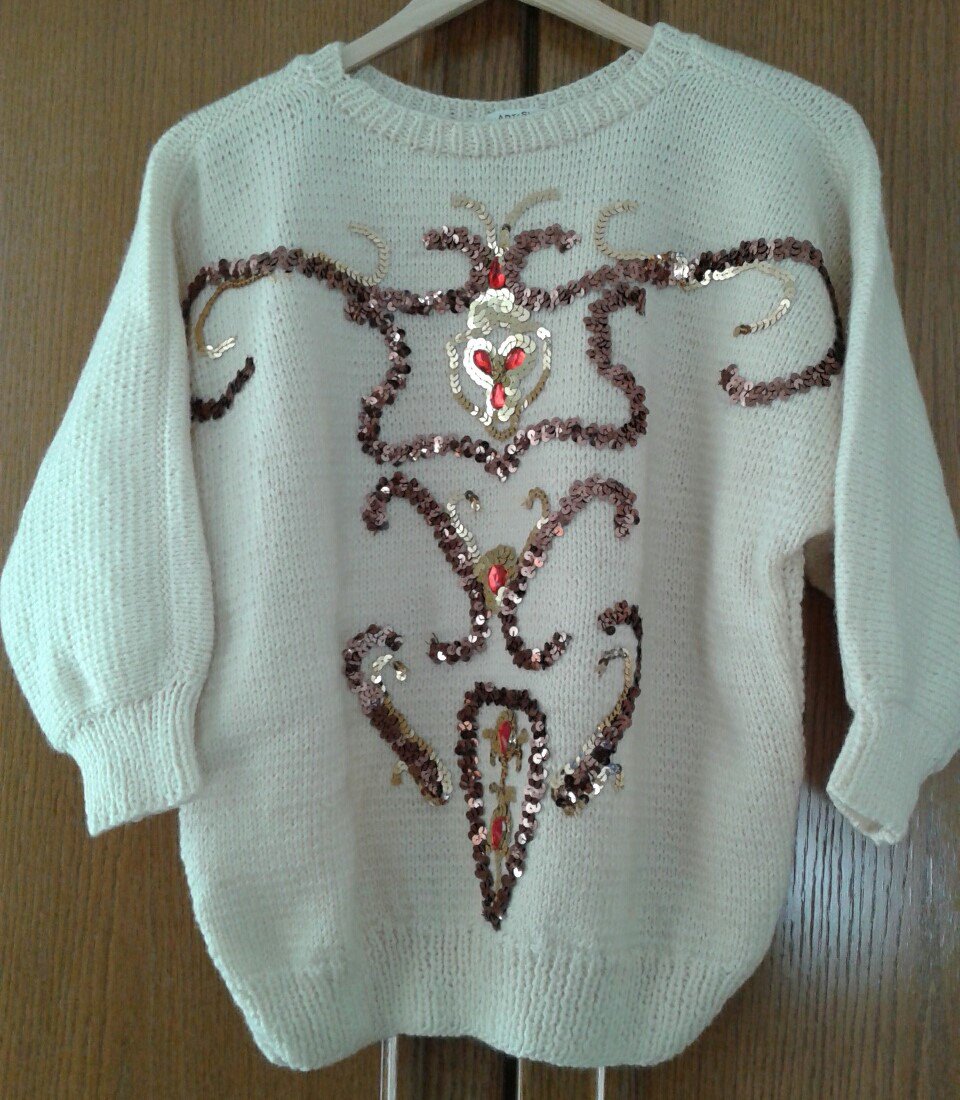 NEUER !!! WUNDERSCHÖNER EXKLUSIVER HANDGESTRICKTER UND HAND-BESTICKTER PULLI MADE IN AUSTRIA