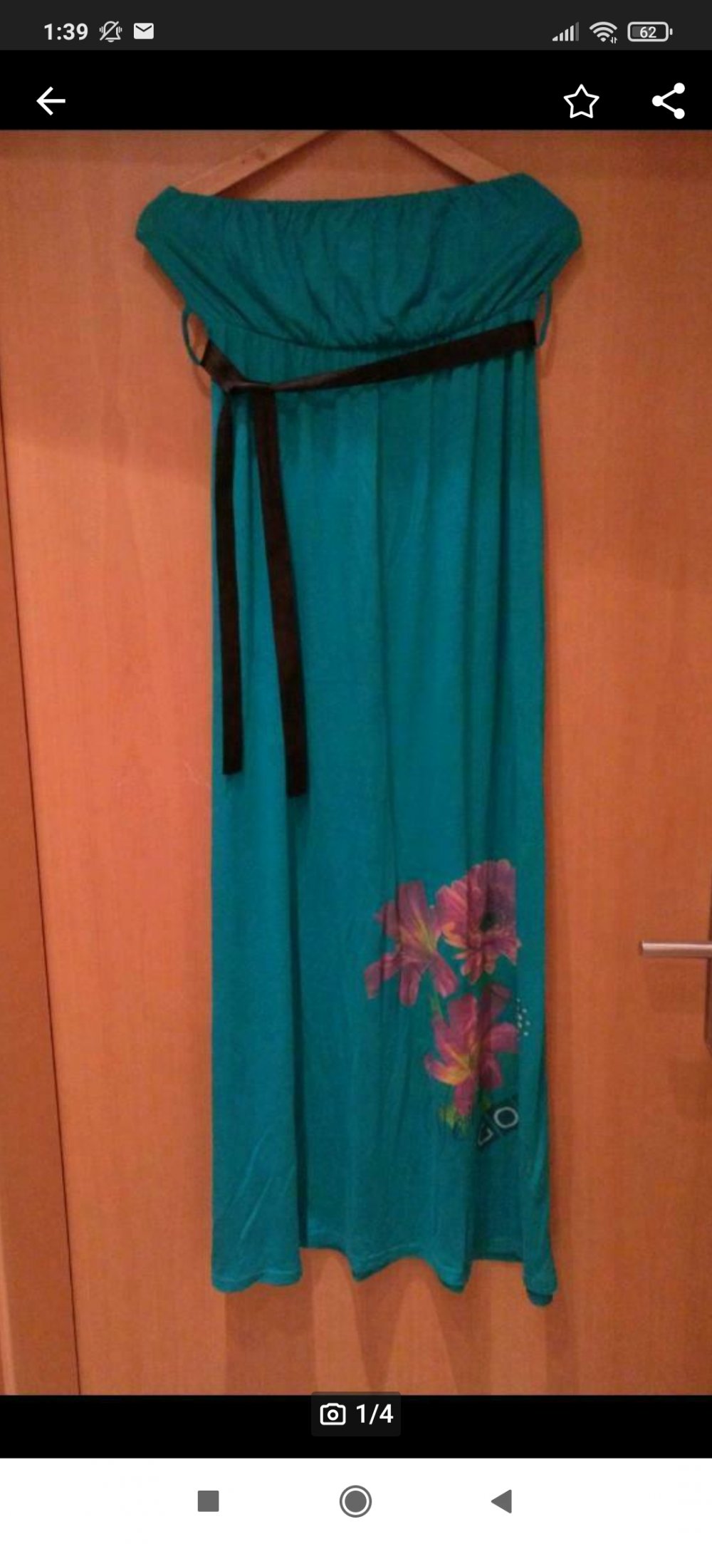 Süßes Maxikleid, mit Blumen, Größe 38-40