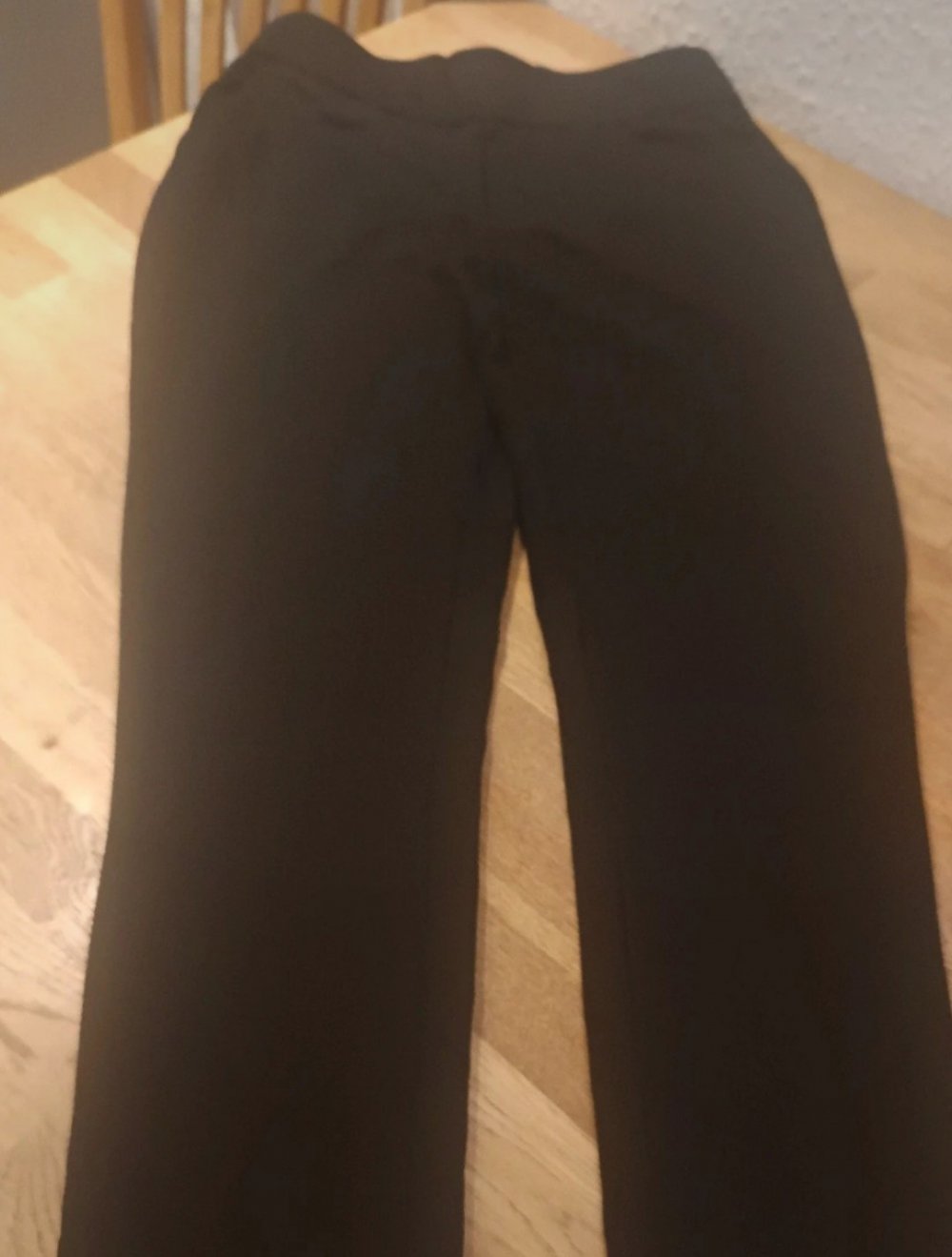 Schicke Hose, Größe S, passt auch 170/176
