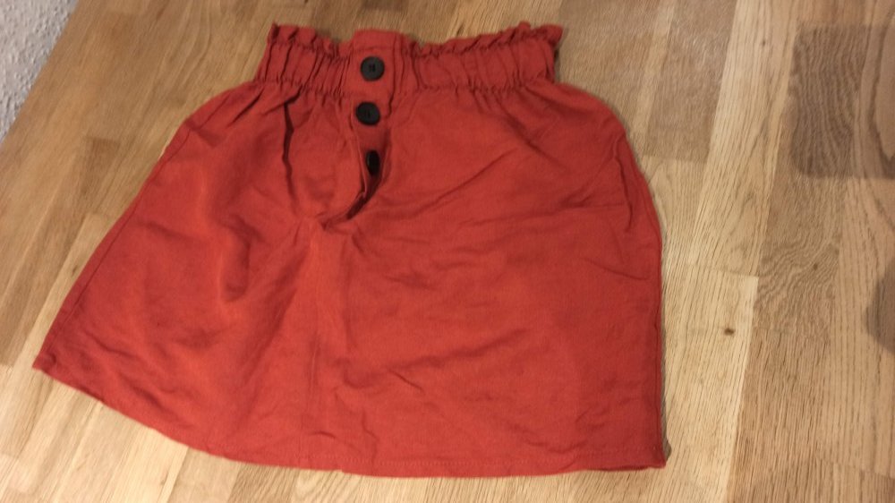 Wunderschöner Leinen-Rock, Größe XS- S, von Bershka