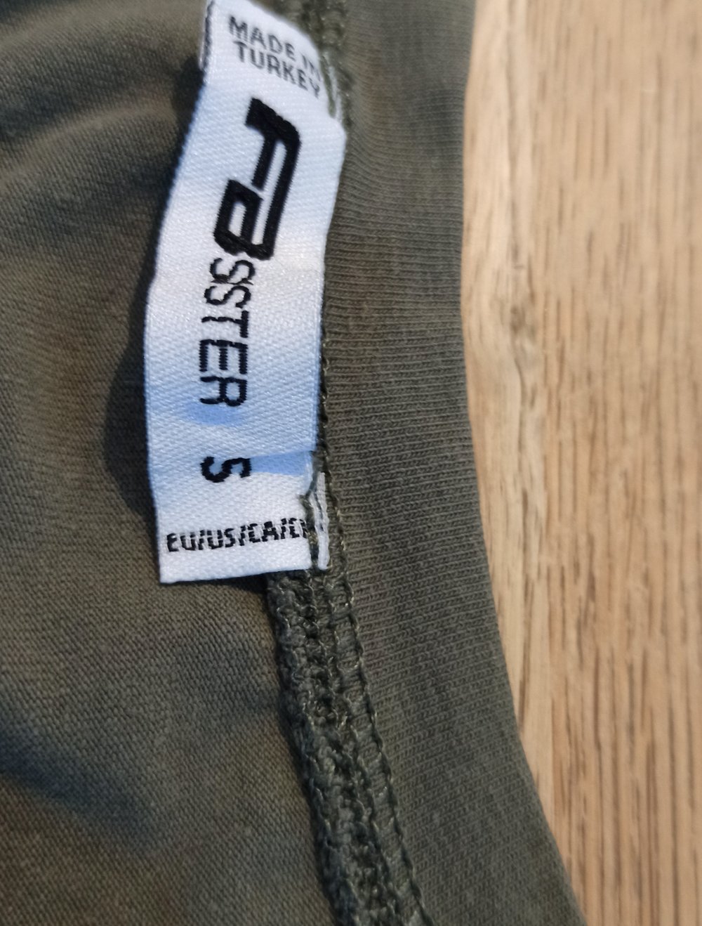 Süßes Crop Top, T-Shirt, von FB Sister,
Größe: S, 170/176!