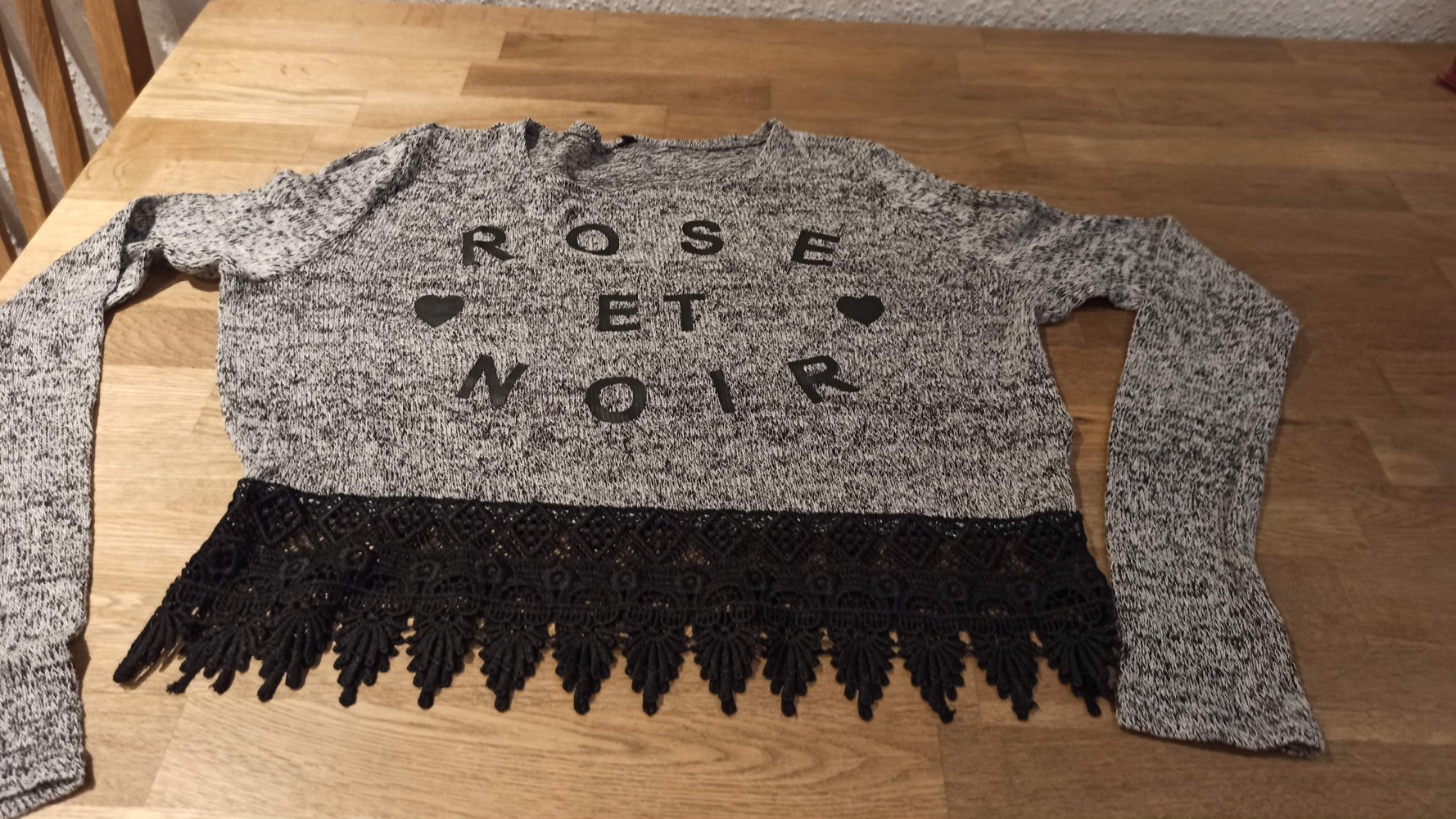 Süßes Crop/ Oversize Langarm-Shirt, Größe S